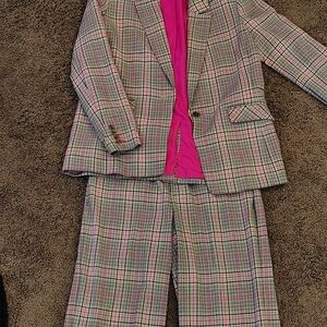 Stylish Plaid Women's Pantsuit with Pink Highlights